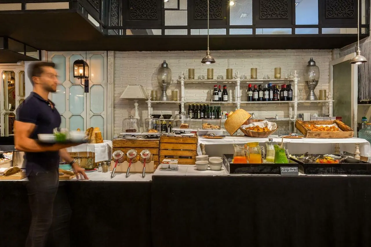 Hotel Market Barcelona 3*,